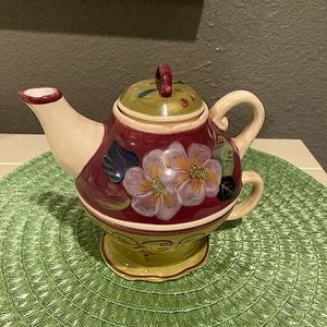 Barnes & Nobles Vtg. Ceramic Teapot